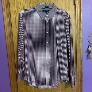 Tommy Hilfiger Checkered Plaid Pattern Button Down
